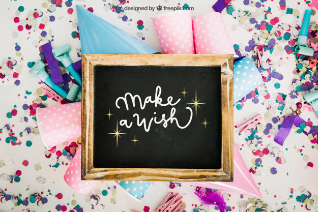 Free Chalkboard Mockup With Birthday Design Psd