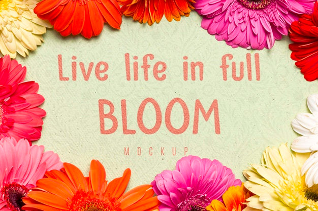 Free Circular Frame With Colorful Flowers Psd