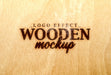 Free Close Up On Wooden Logotype Mockup Psd