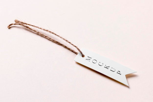 Free Clothing Tag Mock-Up Copy Space Psd