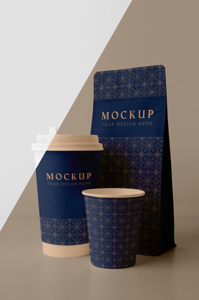 Free Composition Of Coffee Shop Cup Mock-Up Psd