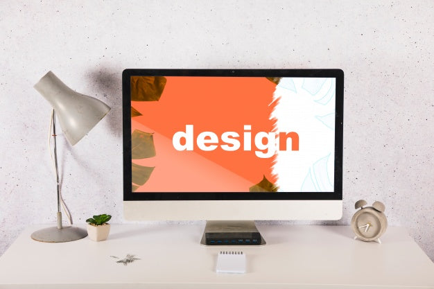 Free Computer Mockup On Desk With Elements Psd