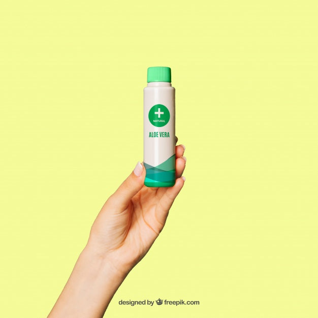 Free Cosmetic Product Mockup With Hand Psd