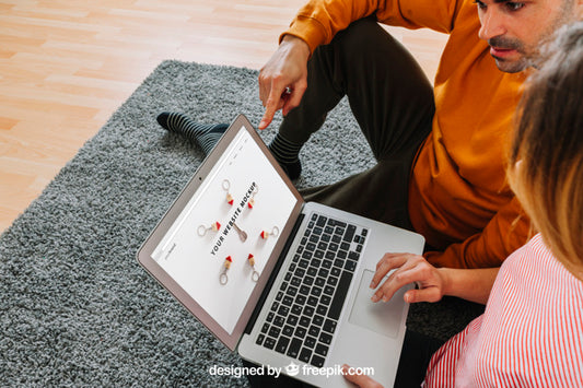 Free Couple Using Laptop Psd
