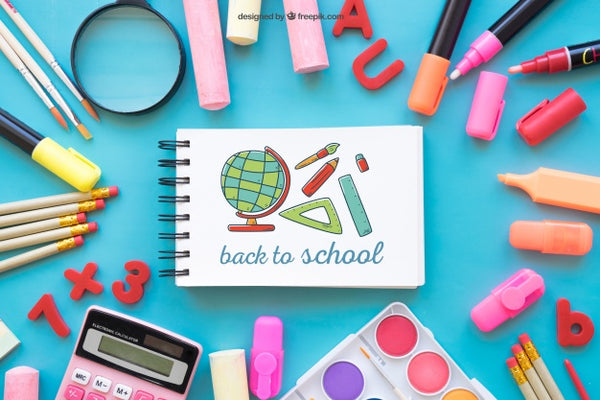 Free Creative Back To School Composition With Horizontal Notepad Psd