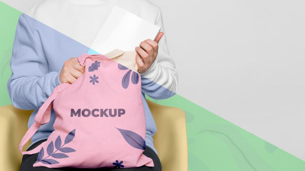 Free Cute Bag Concrpt Mock-Up Psd