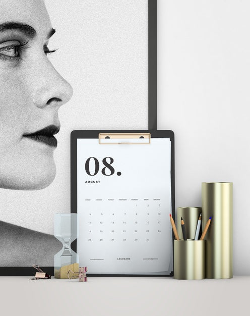Free Decorative Mock Up Minimalistic Calendar Psd