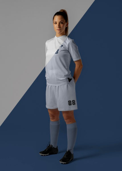 Free Female Soccer Player Apparel Mock-Up Psd