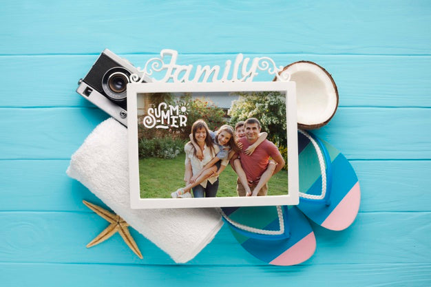 Free Flat Lay Holiday Family Frame Psd