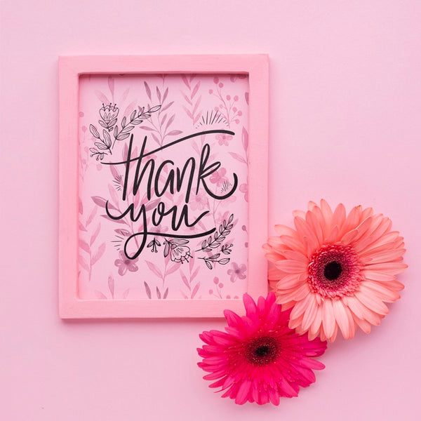 Free Flat Lay Of Pink Frame On Pink Background Psd
