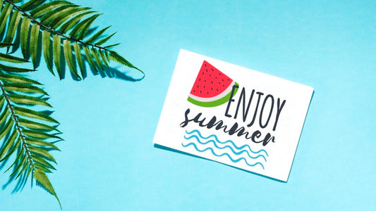 Free Flat Lay Paper Card Mockup With Summer Elements Psd