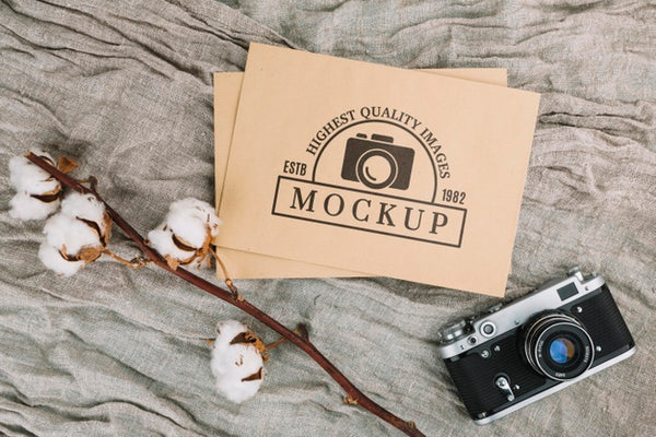 Free Flat Lay Photo Camera Mockup With Cotton Psd