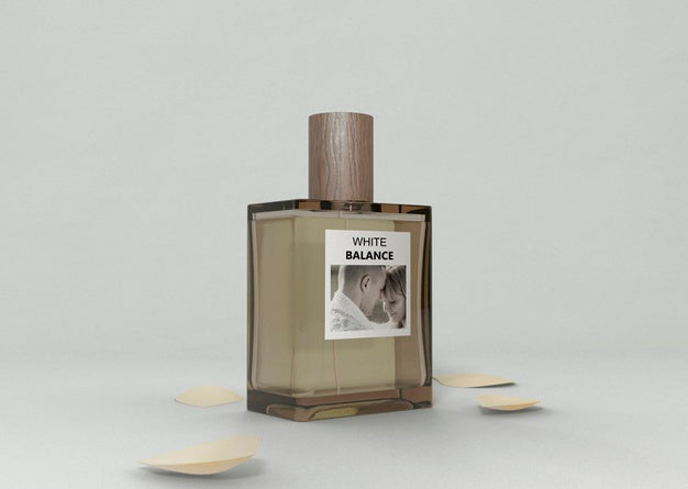 Free Flavoring Perfume Bottle On Table Psd