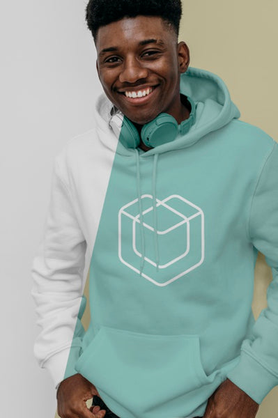 Free Front View Of Smiley Man In Hoodie With Headphones Psd