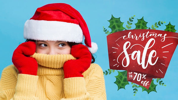 Free Girl Dressed With Winter Clothing Mock-Up Psd