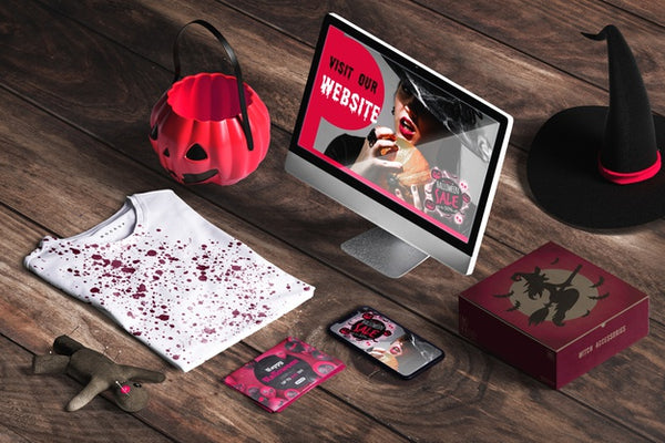 Free Halloween Concept On Wooden Desk Psd