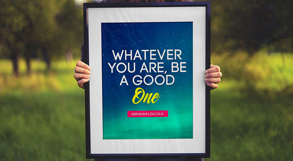 Free Hand Holding Poster Frame Mockup Psd