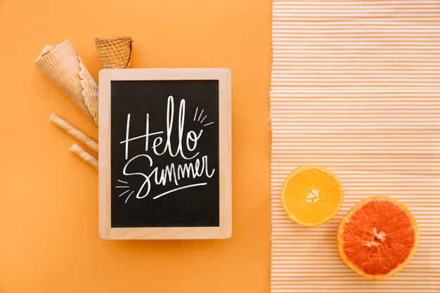 Free Ice Cream Mockup With Slate Psd