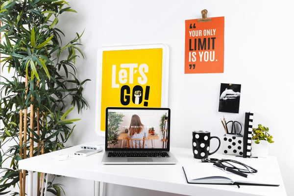 Free Laptop Mockup With Workspace Composition Psd