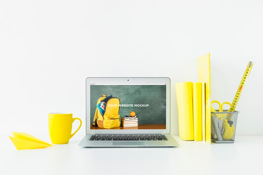 Free Laptop With Mockup Screen In Clean And Tidy Workspace. Education Theme Psd