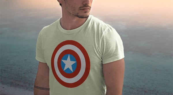 Free Man Wearing White T-Shirt Mockup Psd