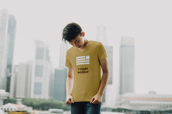 Free Men’S T-Shirt Mockup