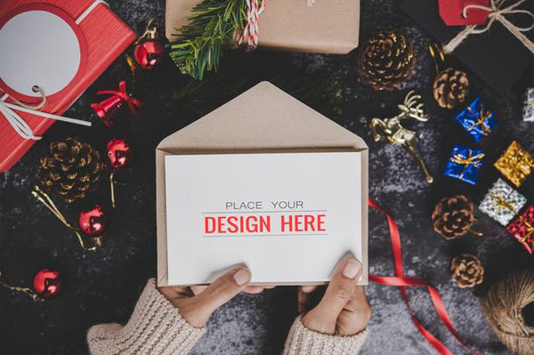 Free Merry Christmas Greeting Card Mockup Psd