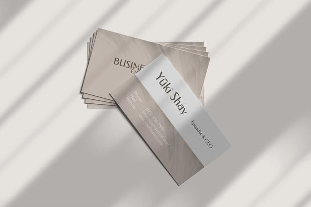 Free Minimalist Visiting Business Card Mockup Psd