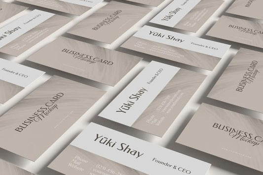 Free Minimalist Visiting Business Card Mockup Psd