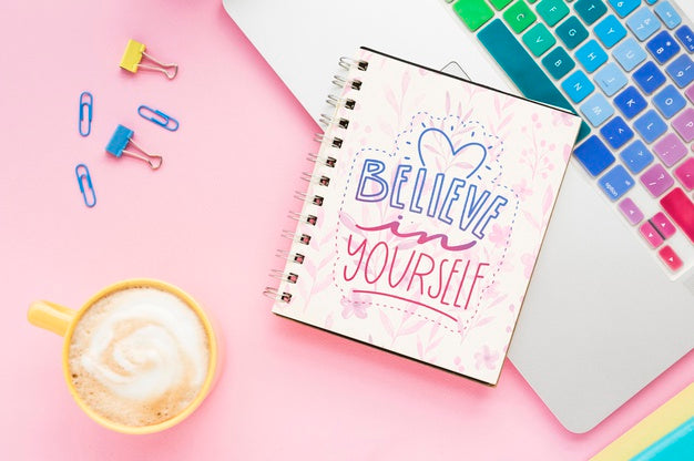 Free Mock-Up Positive Message On Notebook Psd