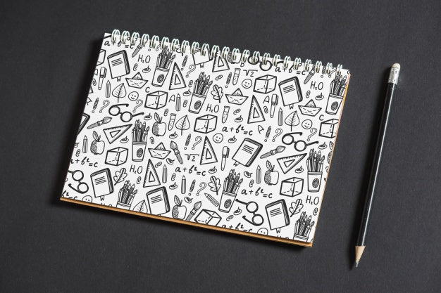 Free Notebook Mockup With Back To School Concept Psd