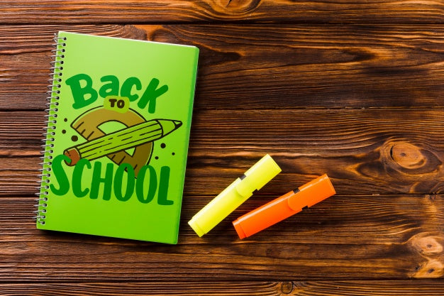 Free Notebook Mockup With Back To School Concept Psd