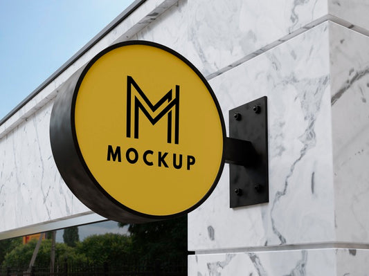 Free Outdoor Business Sign Mock-Up Psd