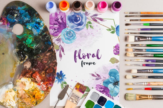 Free Paper Mockup With Artist Concept Psd