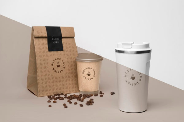 Free Plastic Cup With Coffee Beans Psd