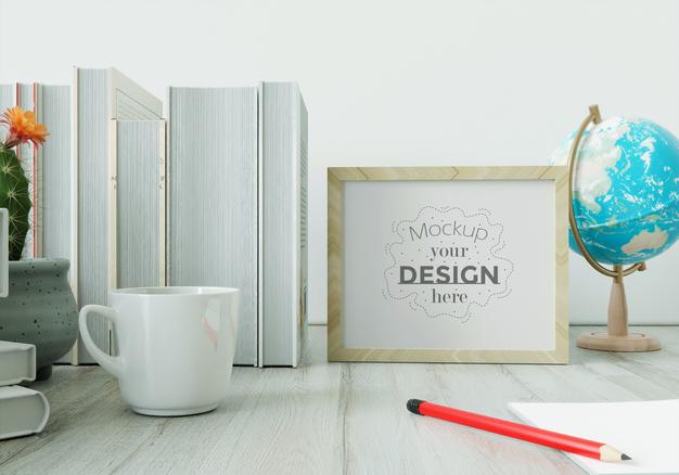 Free Poster Frame In Living Room Mockup Psd