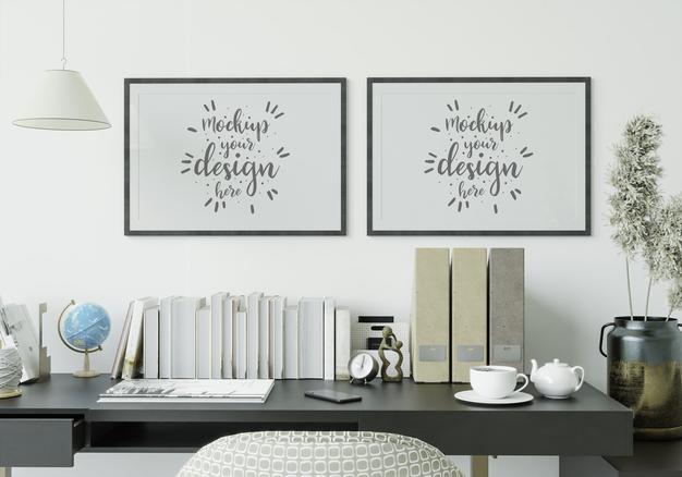 Free Poster Frame In Living Room Mockup Psd