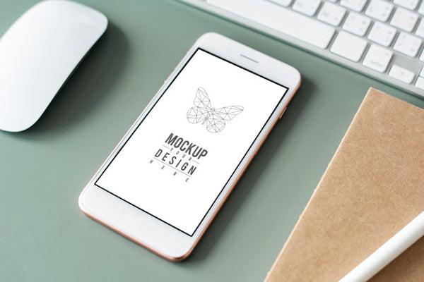 Free Premium Mobile Phone Screen Mockup Template Psd