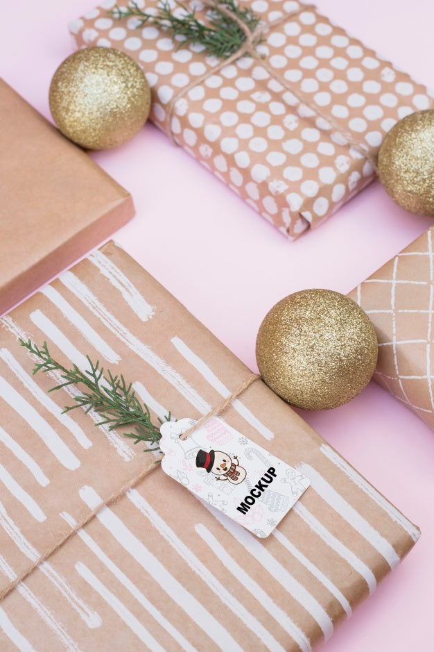 Free Present Box Mockup With Christmas Concept Psd