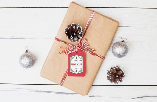 Free Present Box Mockup With Christmas Concept Psd