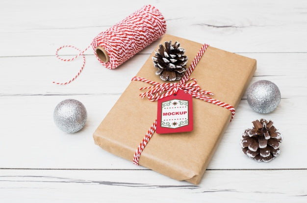 Free Present Box Mockup With Christmas Concept Psd