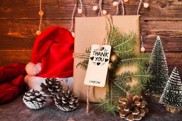 Free Present Box Mockup With Christmas Concept Psd