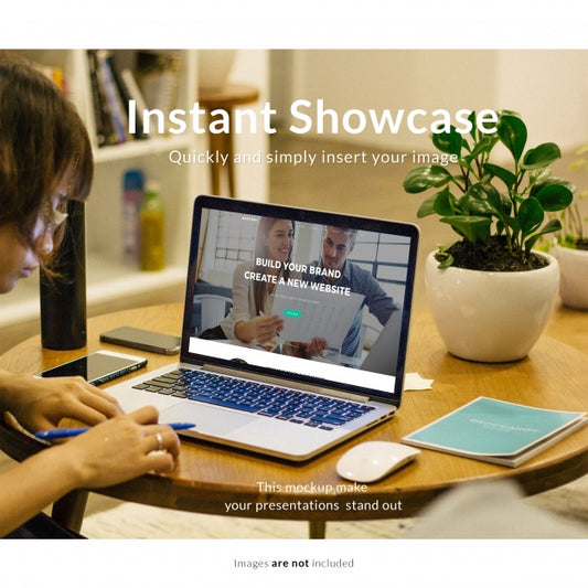 Free Realistic Screen Mock Up Psd