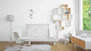 Free Realistic White Baby Bedroom With A Window And A Cradle Psd