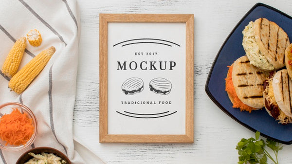 Free Sandwiches In Plate Mock-Up Top View Psd