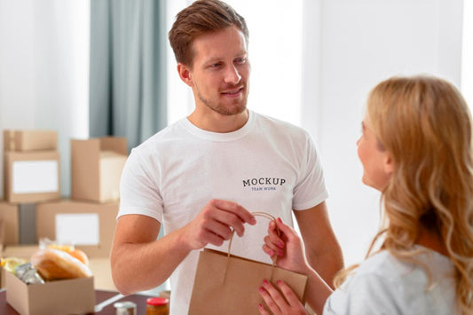 Free Smiley Volunteers Preparing Food Boxes Psd