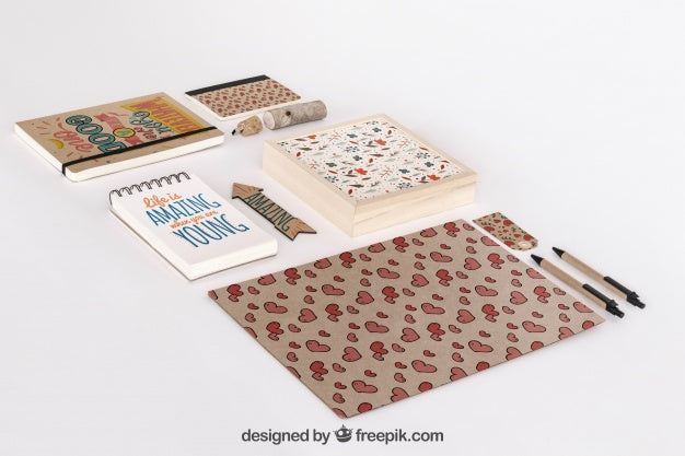 Free Stationery Cardboard Concept Psd