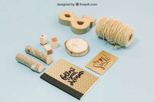 Free Stationery Cardboard Concept Psd