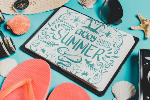 Free Summer Composition With Open Leather Book Psd