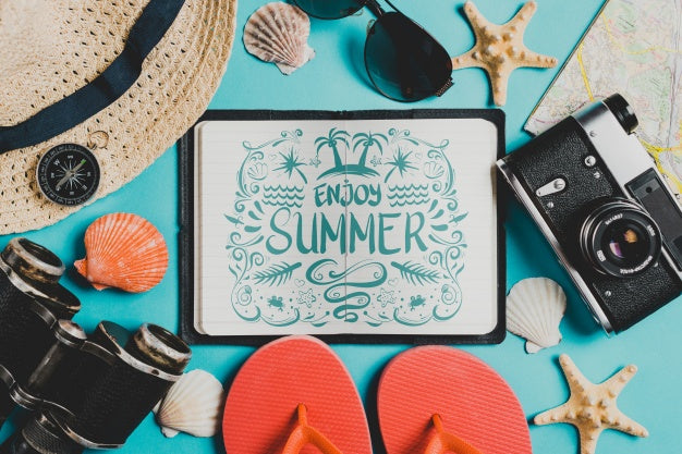Free Summer Composition With Open Leather Book Psd